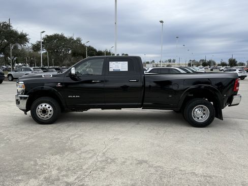 Used 2020 RAM 3500 Laramie image 8