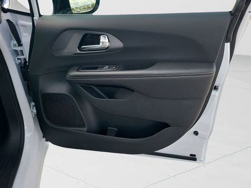 New 2026 Chrysler Voyager LX FWD image 42
