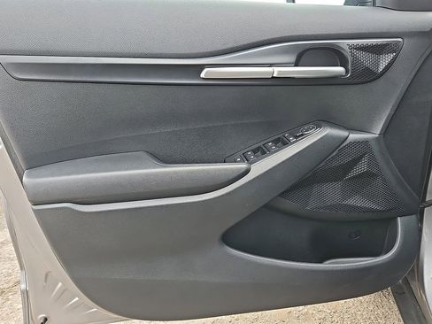 Certified 2022 Kia Seltos LX image 13