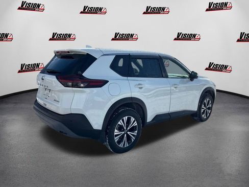 Used 2021 Nissan Rogue SV image 5