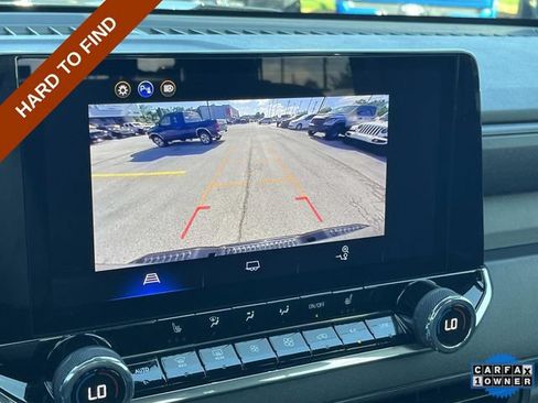 Used 2026 Chevrolet Colorado Trail Boss AWD/4WD image 26