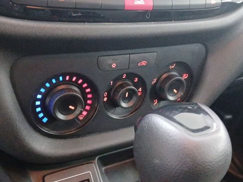 Used 2019 RAM ProMaster City Tradesman image 11