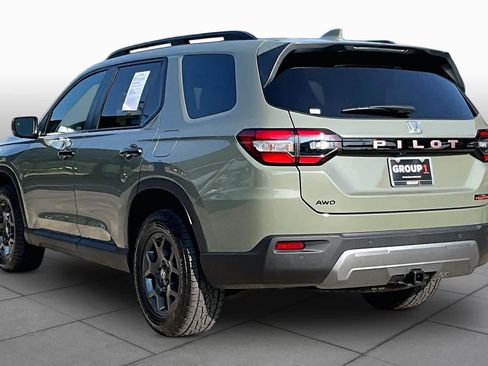 Used 2026 Honda Pilot TrailSport image 12