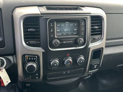 Used 2014 RAM 1500 Classic SLT w/ Luxury Group AWD/4WD image 12