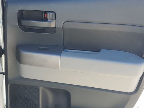 Used 2012 Toyota Tundra 2WD Double Cab image 40