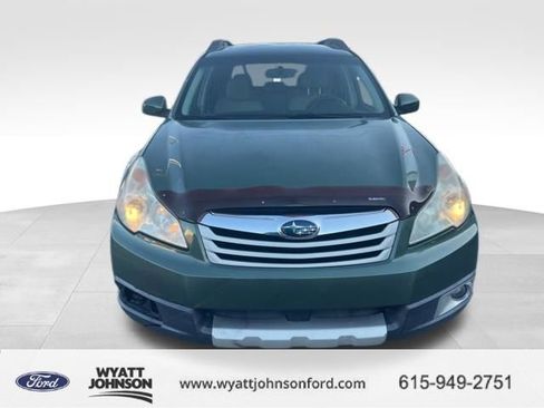 Used 2011 Subaru Outback 2.5i Premium w/ All-Weather Pkg image 2