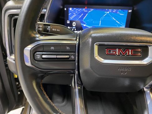 Used 2024 GMC Canyon AT4 image 31