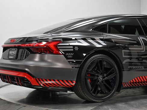 Used 2023 Audi RS e-tron GT image 13