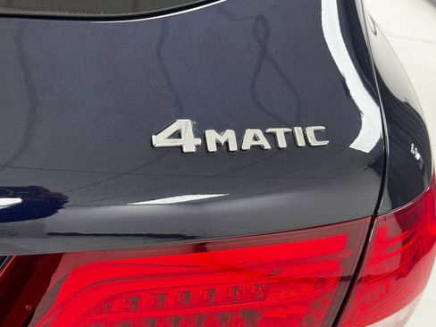 Used 2018 Mercedes-Benz GLC 300 4MATIC image 37