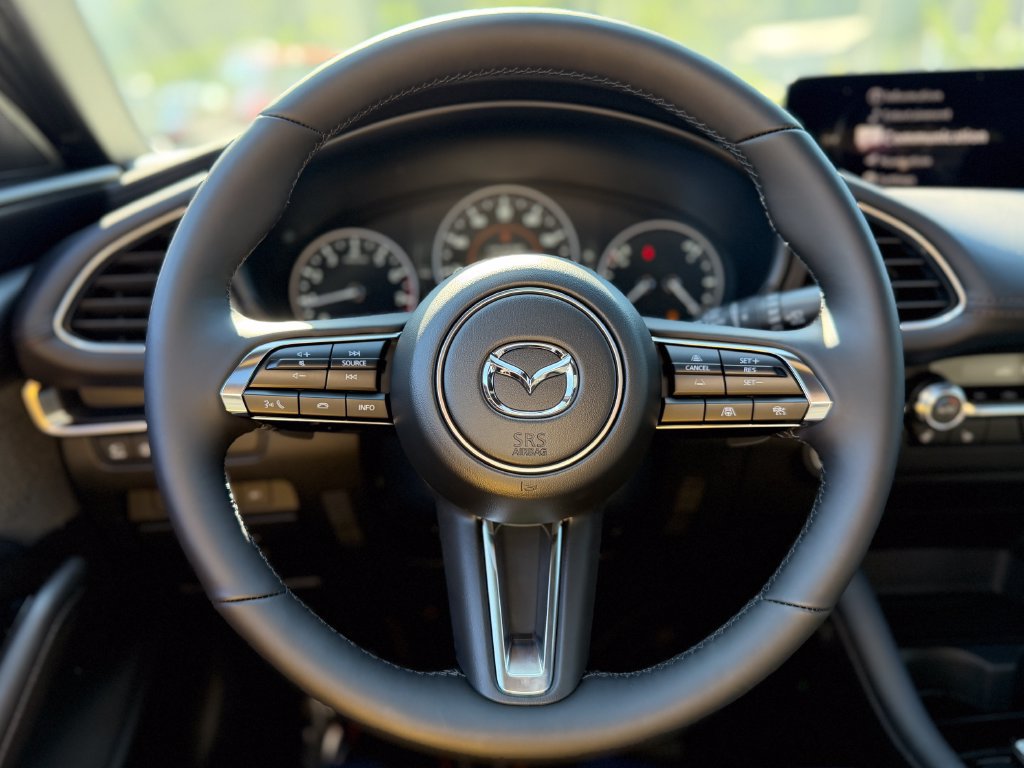 New 2026 MAZDA MAZDA3 Hatchback w/Premium Plus Pkg AWD/4WD image 9