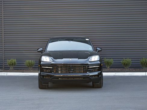 New 2026 Porsche Cayenne S image 10