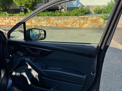 Used 2020 Subaru Impreza 2.0i image 30