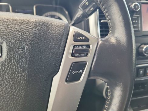 Used 2019 Nissan Titan PRO-4X w/ Pro-4x Convenience Package AWD/4WD image 28