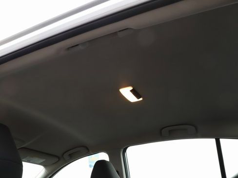 Used 2023 Nissan Altima 2.5 SV image 19