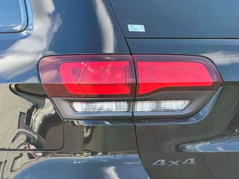 Used 2021 Jeep Grand Cherokee Limited w/ Quick Order Package 2GK 80th image 9