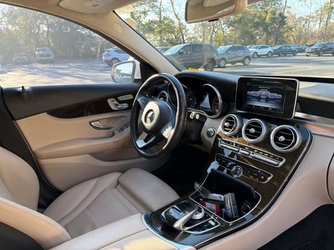 Used 2016 Mercedes-Benz C 300 Sedan image 18