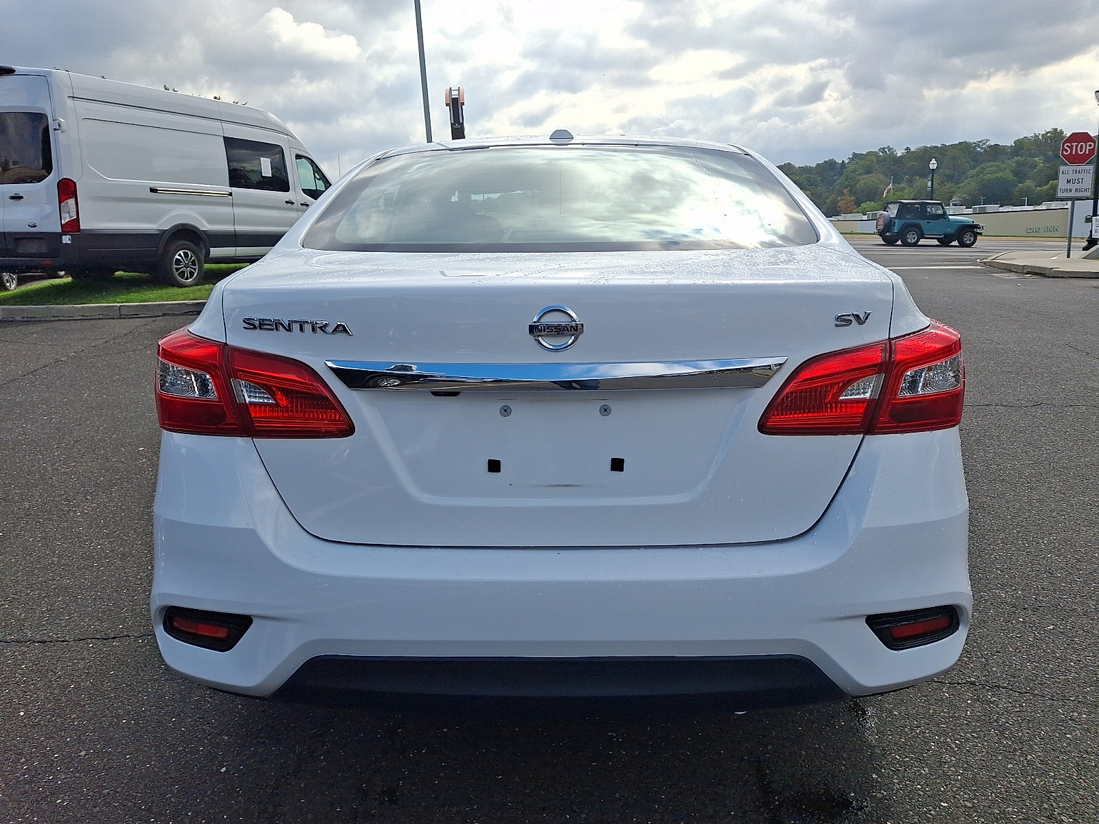 Certified 2019 Nissan Sentra SV FWD image 5