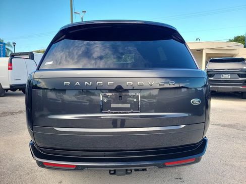 Used 2023 Land Rover Range Rover SE AWD/4WD image 4