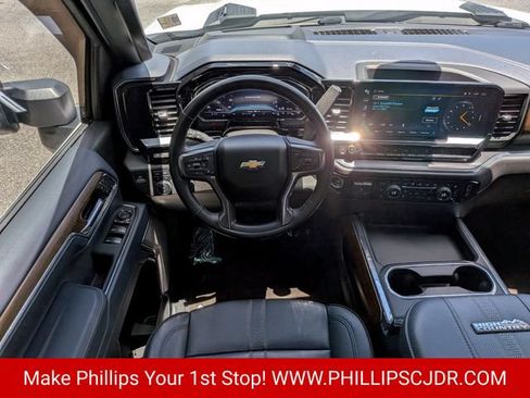 Used 2024 Chevrolet Silverado 3500 High Country w/ High Country Premium Package AWD/4WD image 15