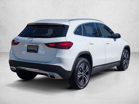 New 2026 Mercedes-Benz GLA 250 image 2