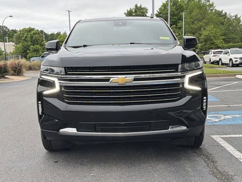 Used 2024 Chevrolet Tahoe LT RWD image 8