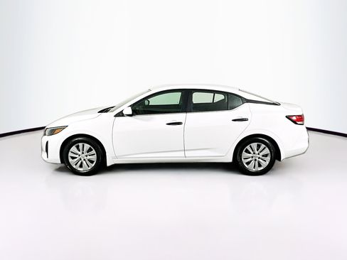 Used 2025 Nissan Sentra S image 4