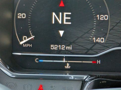 Used 2024 GMC Sierra 1500 Elevation image 24