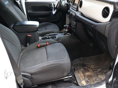 Used 2021 Jeep Wrangler Unlimited Sport AWD/4WD image 16