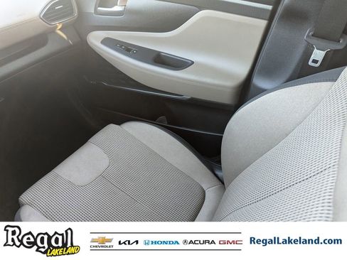 Used 2019 Hyundai Santa Fe SEL image 14