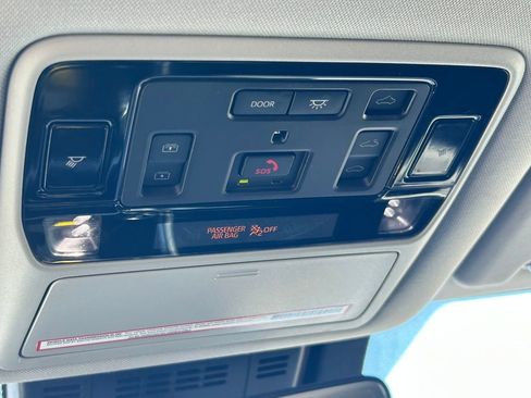 Used 2024 Toyota Grand Highlander Limited image 22