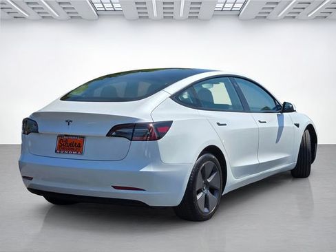 Used 2023 Tesla Model 3 Standard Range RWD image 4