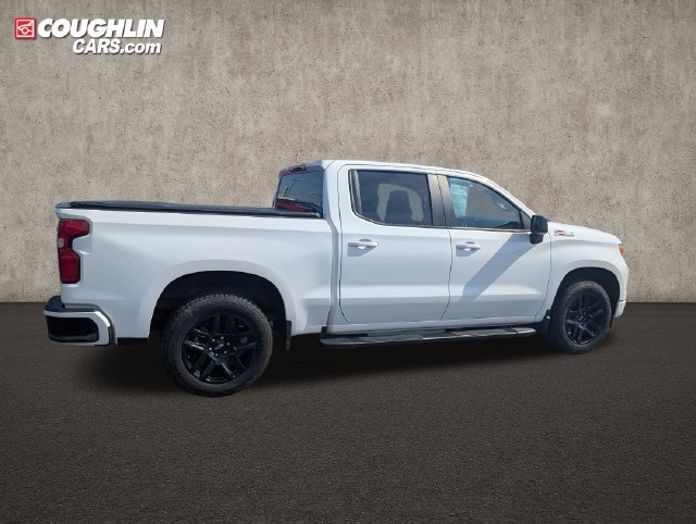 Used 2024 Chevrolet Silverado 1500 RST AWD/4WD image 9