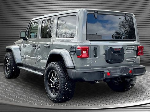 Used 2020 Jeep Wrangler Unlimited Sahara image 4