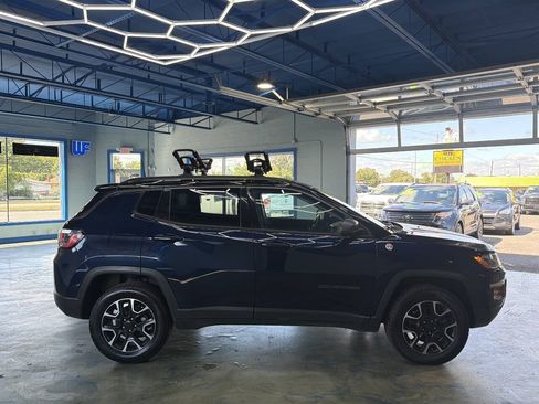 Used 2019 Jeep Compass Trailhawk AWD/4WD image 8
