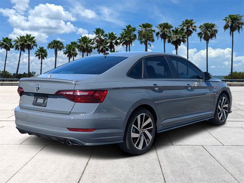 Used 2021 Volkswagen Jetta GLI Autobahn image 4