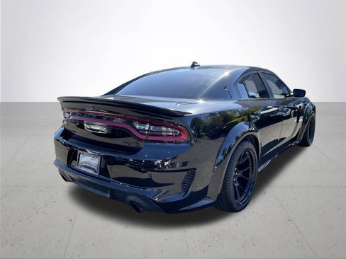 Used 2022 Dodge Charger SRT Hellcat image 6