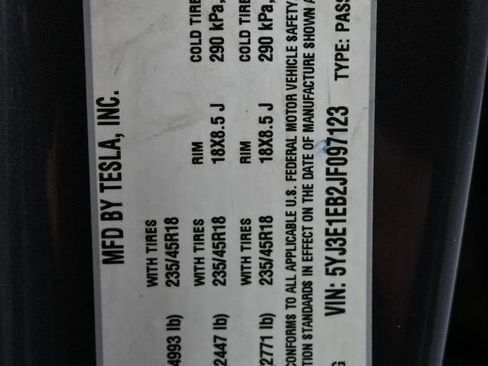 Used 2018 Tesla Model 3 Long Range image 44