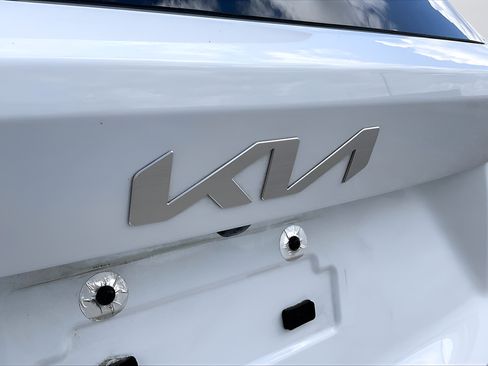 Used 2022 Kia Sorento S AWD/4WD image 34