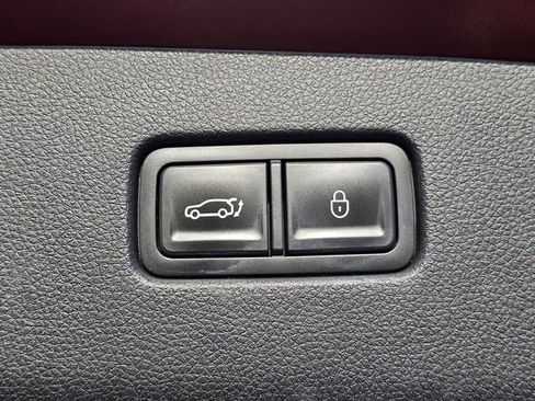 Used 2022 Genesis GV70 3.5T Sport w/ Sport Prestige Package image 31