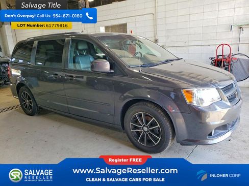 Used 2017 Dodge Grand Caravan GT FWD image 5