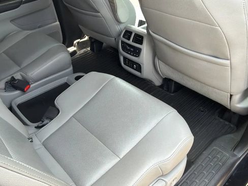 Used 2017 Honda Pilot Elite image 21