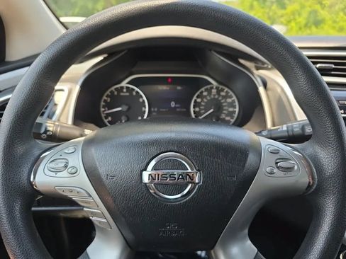 Used 2017 Nissan Murano S AWD/4WD image 16