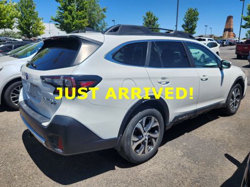 Used 2021 Subaru Outback Limited XT w/ Popular Package #2 AWD/4WD image 3