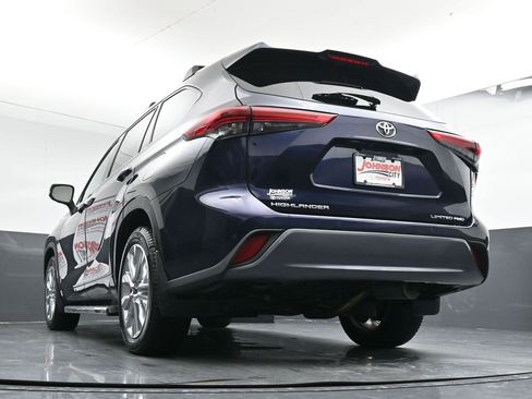 Used 2022 Toyota Highlander Limited image 40