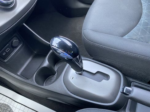 Used 2022 Chevrolet Spark LT w/ Spark Special Edition image 28