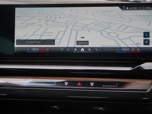 Used 2025 BMW i5 xDrive40 w/ Premium Package image 14