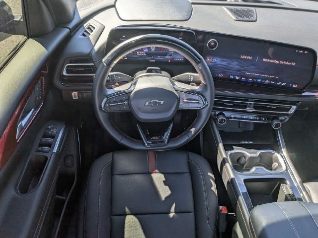 Used 2025 Chevrolet Traverse RS w/ LPO, Floor Liner Package FWD image 18