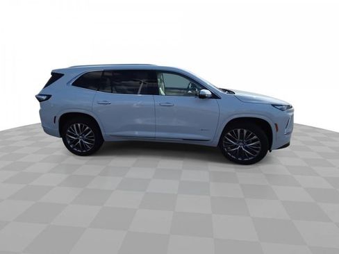 New 2026 Buick Enclave Avenir w/ Super Cruise Package image 9