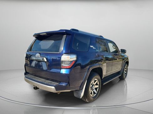 Used 2018 Toyota 4Runner TRD Off-Road Premium image 3