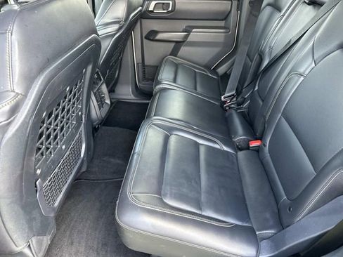 Used 2025 Ford Bronco Badlands AWD/4WD image 22
